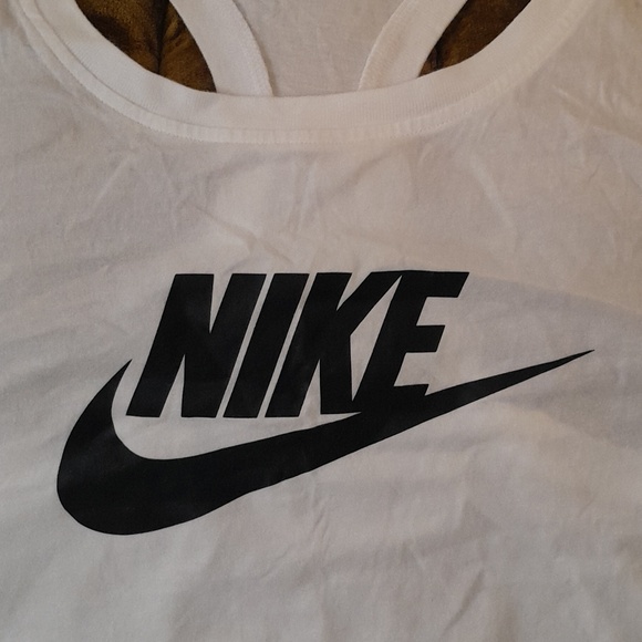 Nike Women's White and Black Tank Top - Picture 3 of 4